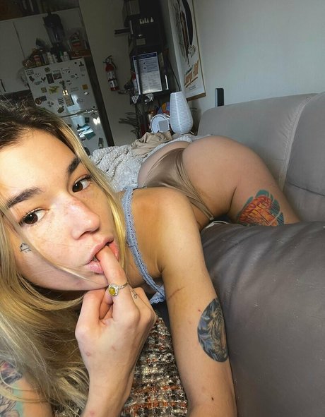 Ioana Vibez porn star pic