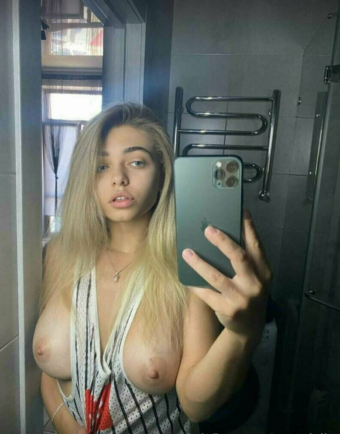 sunnyjully exclusive model picture