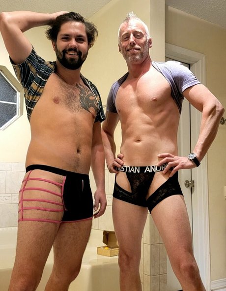 nellebeachgirl model beautiful photos