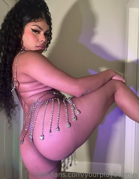 Yourplaybunnyy sexy pornstar img