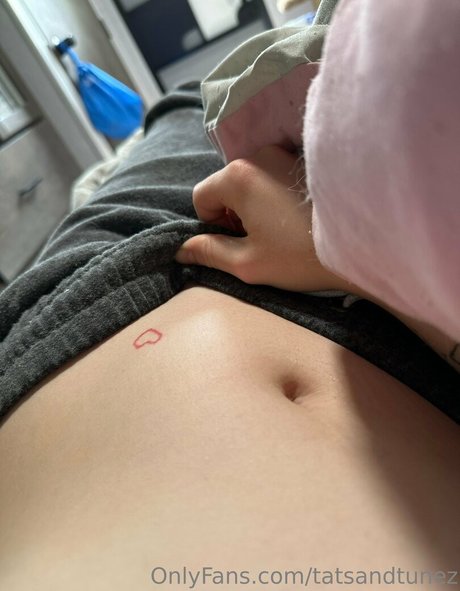 tatsandtunez erotic actress galleries