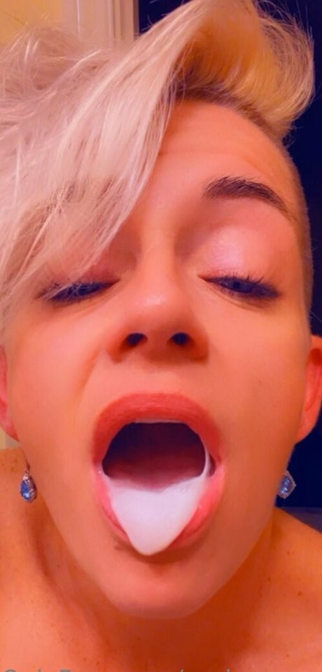 sashamoon1621 top model photos