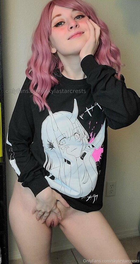 skylastarcrests adult model gallery