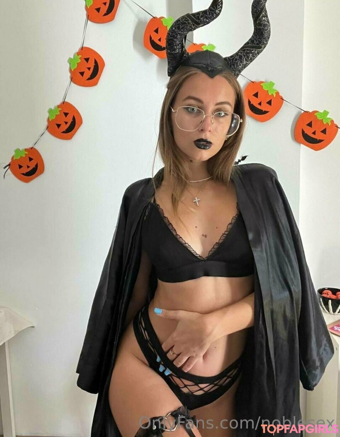 waifu onlyfans free xxx photo