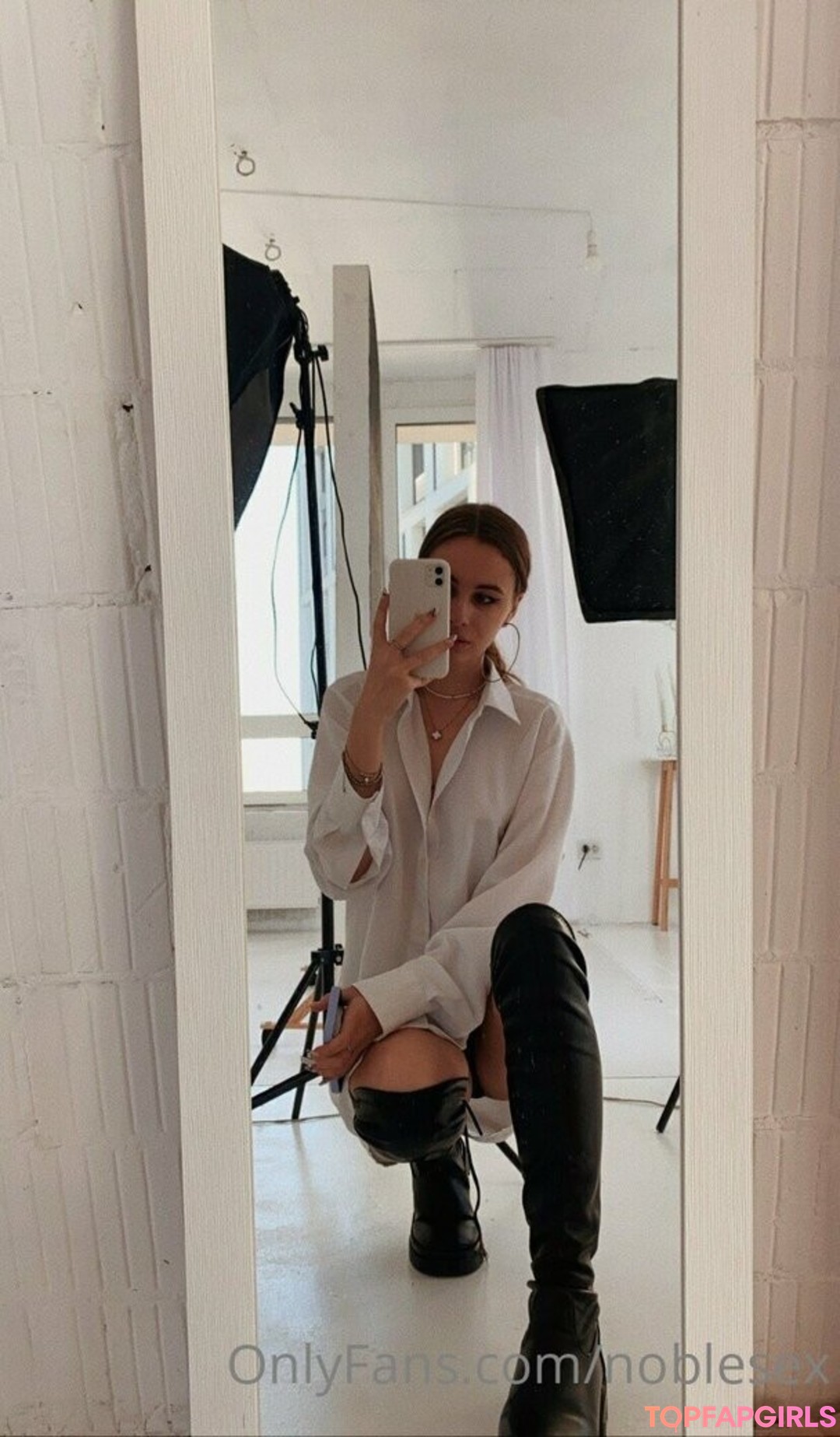 noblesex sexy actress image