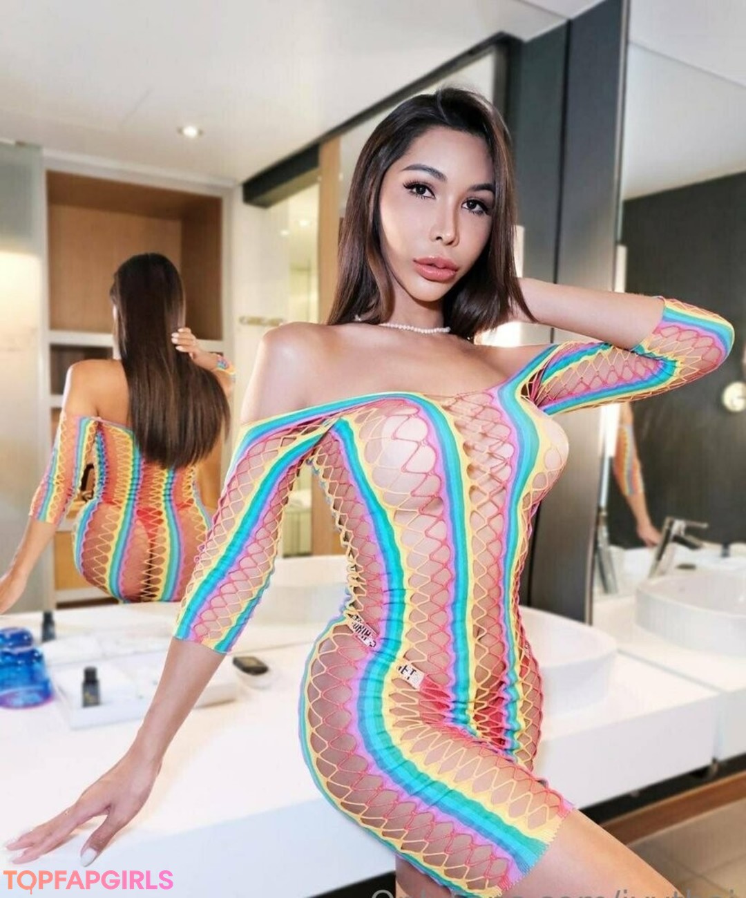flat chested onlyfans free nude photos
