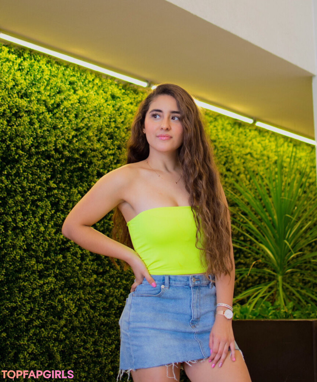 Sassi Zavala exclusive pornstar img