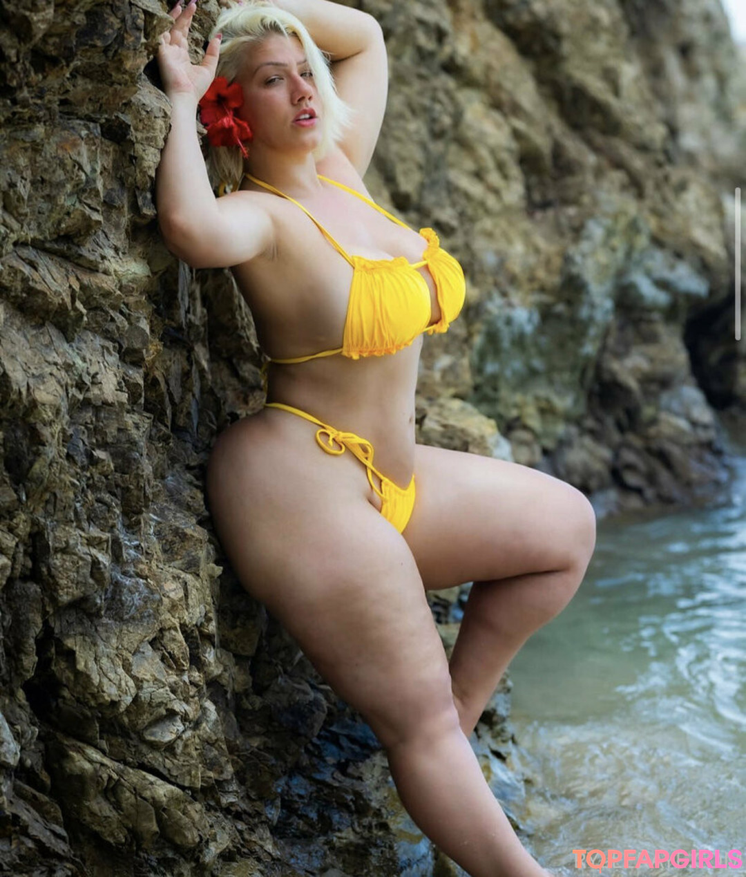 ryleerabbit model nude image