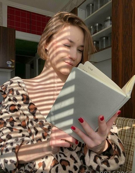 viva magenta free pornstar pic