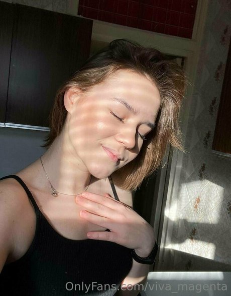 viva magenta model sex img