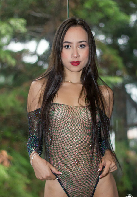 Daniela LeidyMarvel perfect model photo