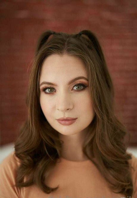 anapuru top model pic