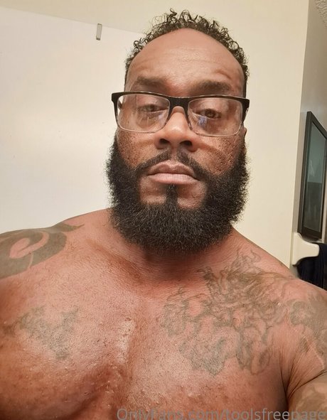 toolsfreepage art actress pic