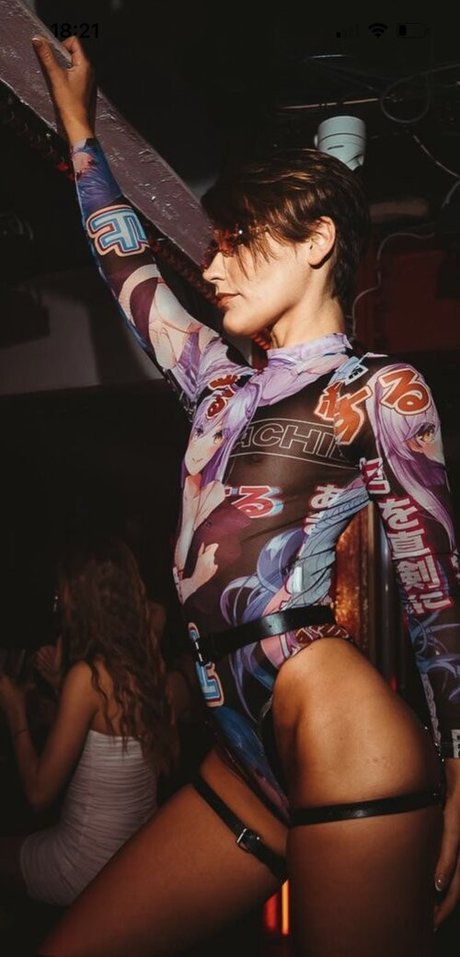 Laura Jane Dunkerley free model pics