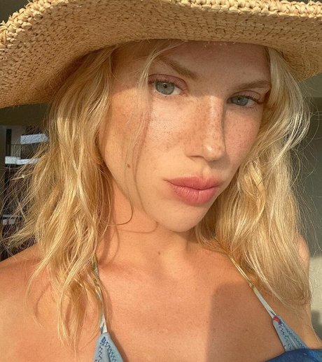 summer nude onlyfans top image