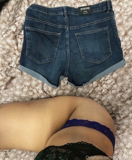 acidaddict pretty pornstar pic