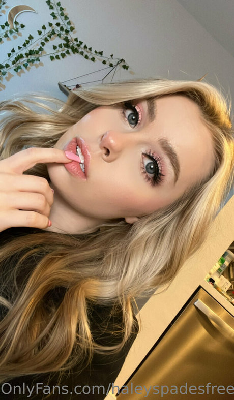 haleyspadesfree nice model photo