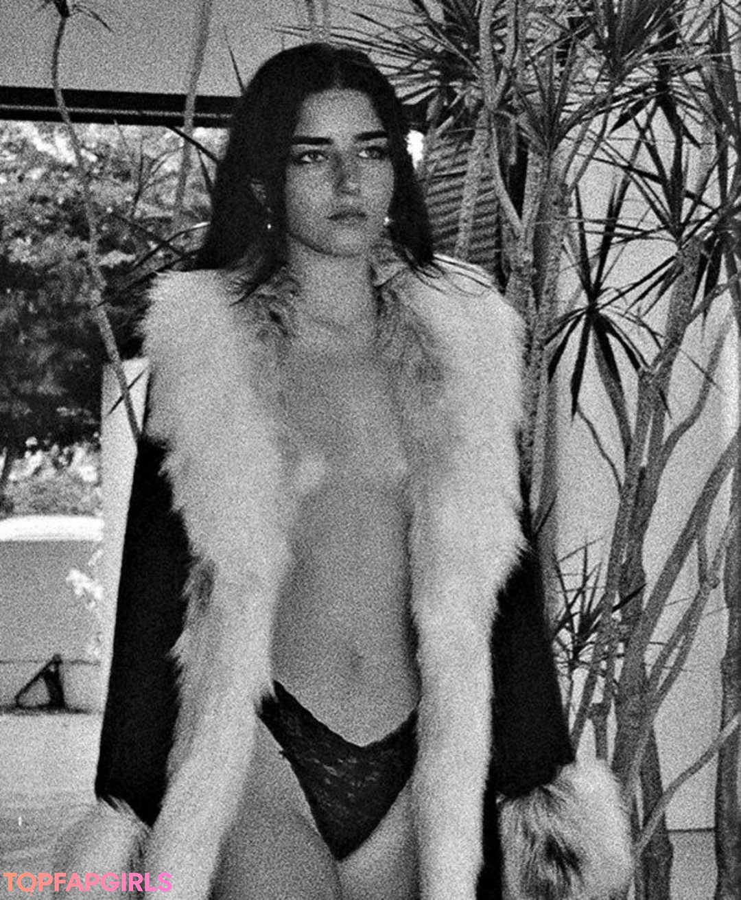 Ella Grossman pornstar art archive