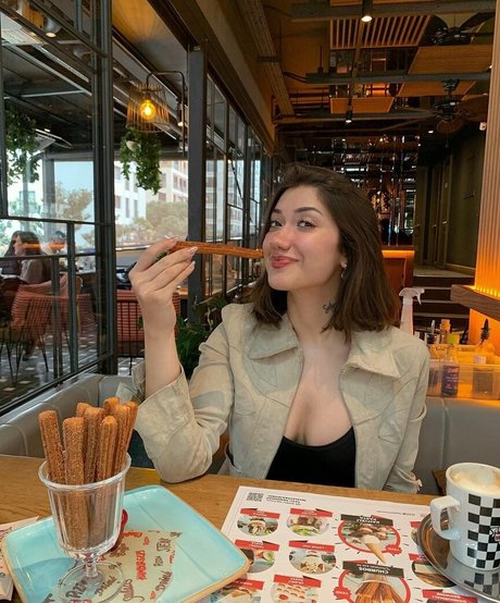 ryydachan pornstar adult img