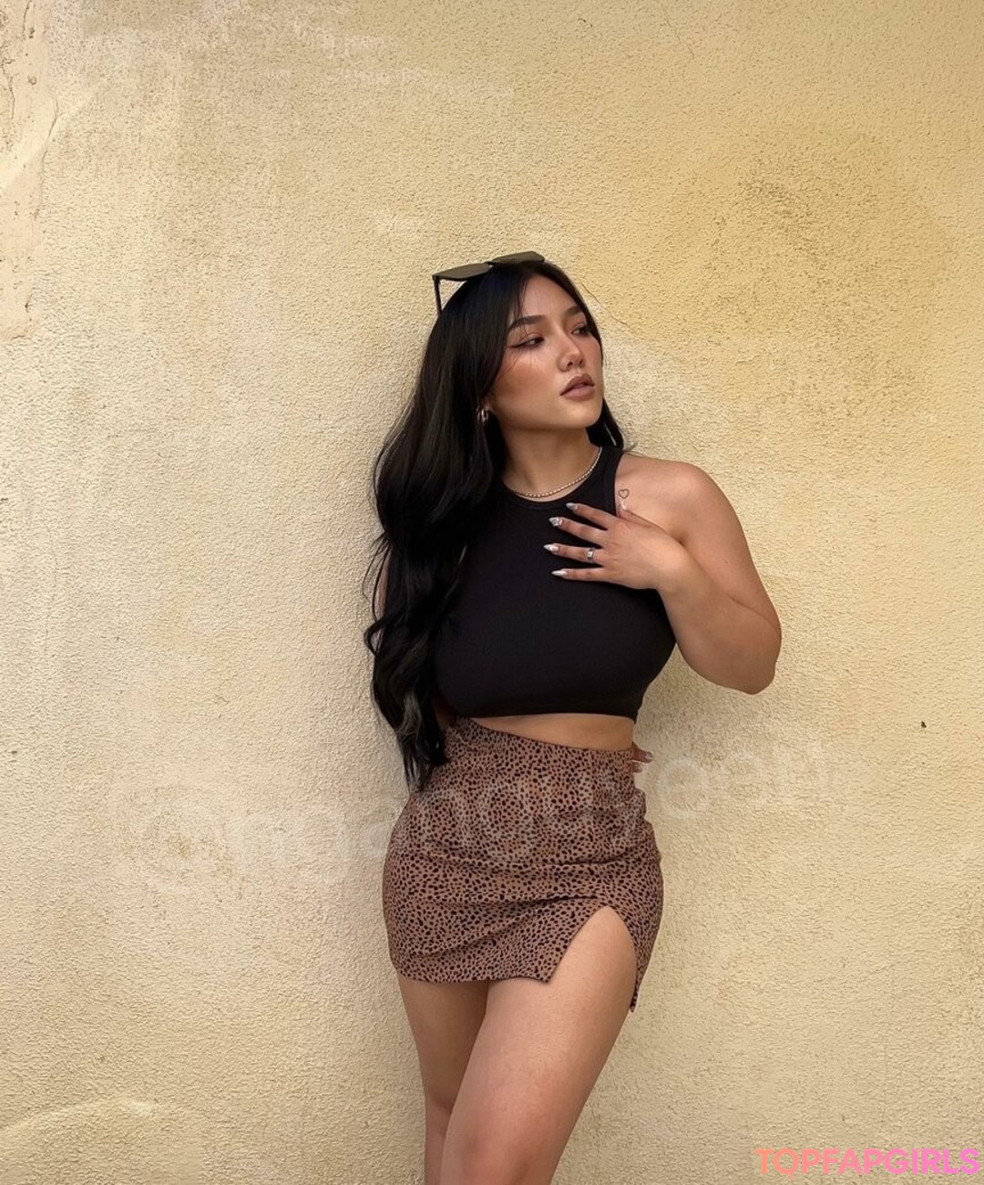 Ngan Nguyen model galleries