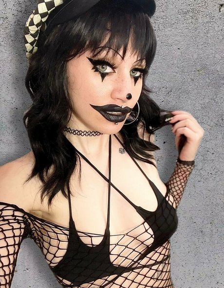 shamelessmilk xxx model archive