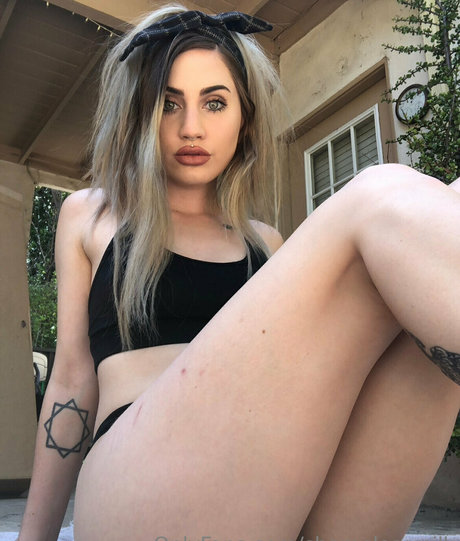 shamelessmilk model beautiful image