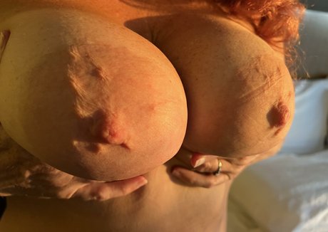 AlwaysAtPlay nude model archive