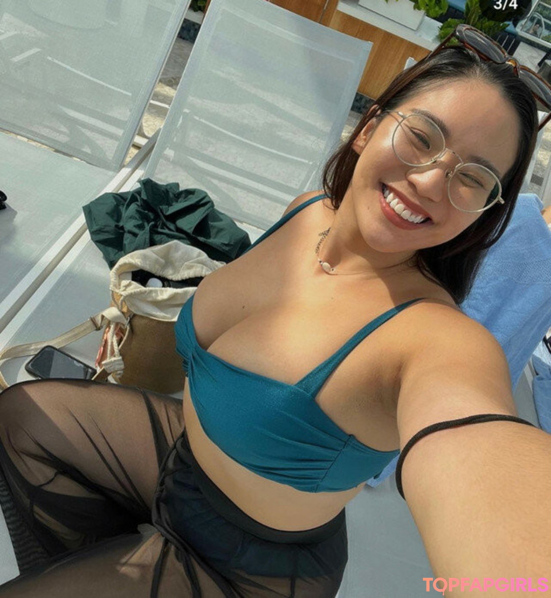 Mathilda Huang pornstar nude pic