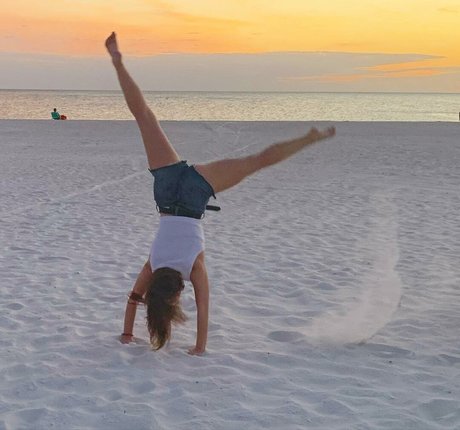 feedee onlyfans beautiful naked photo