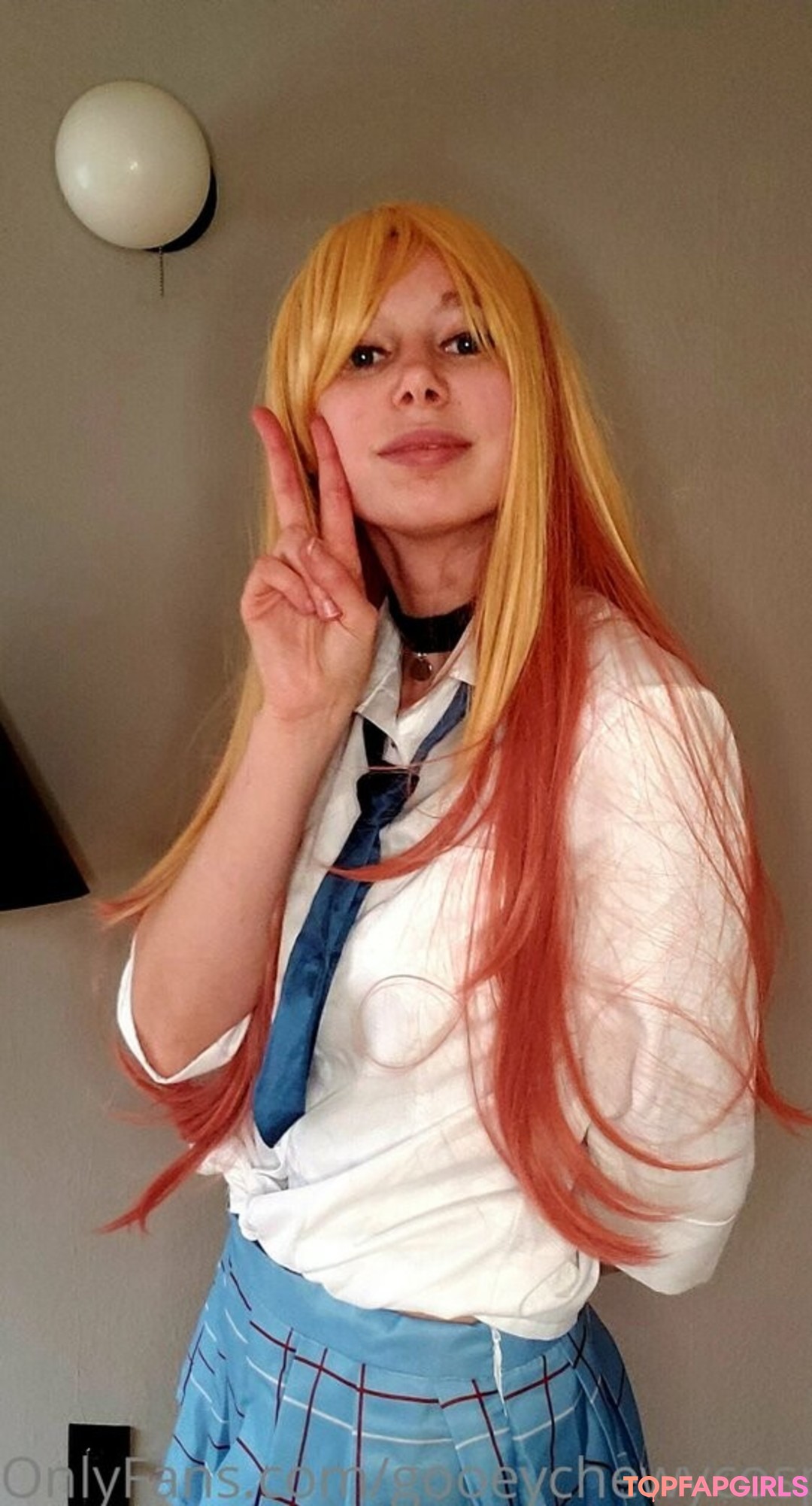 gooeychewycosplay model naked gallery