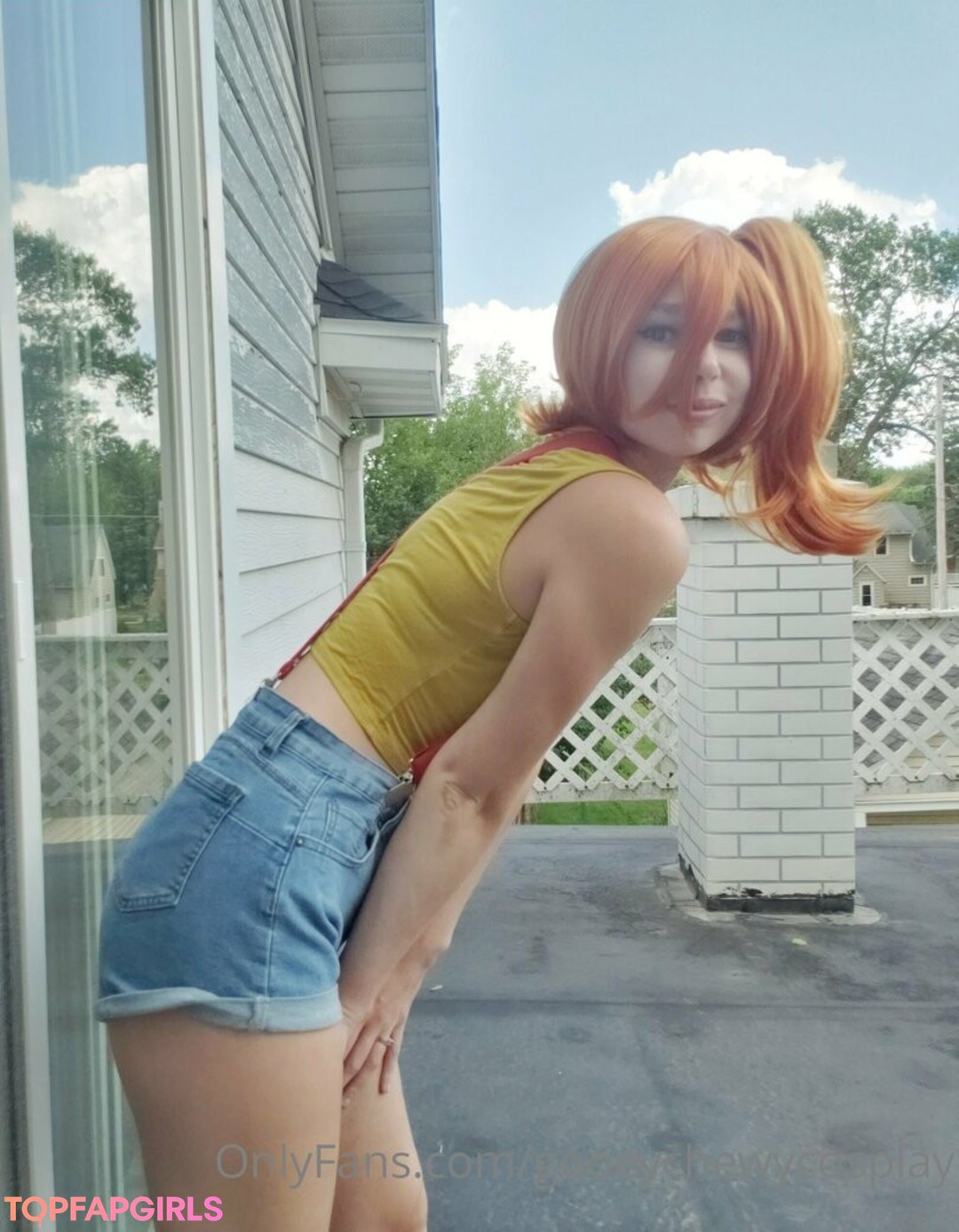 gooeychewycosplay best star pics