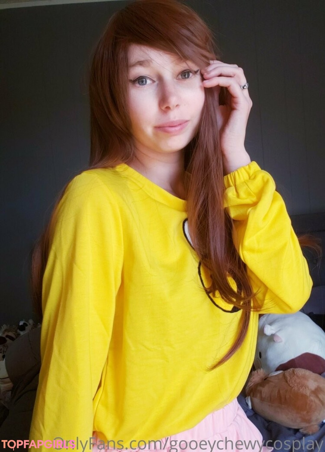 gooeychewycosplay star nice img
