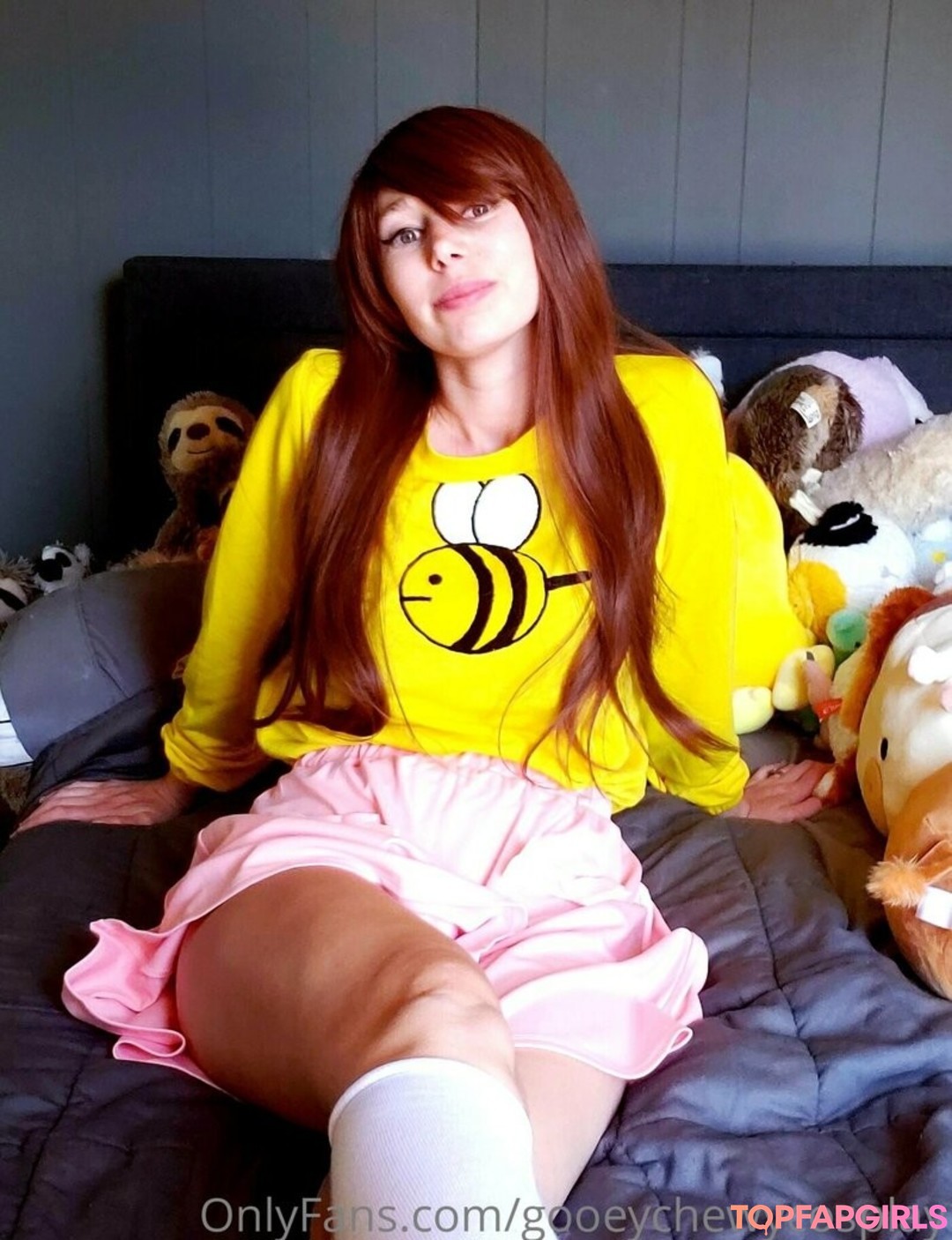 gooeychewycosplay pretty model archive