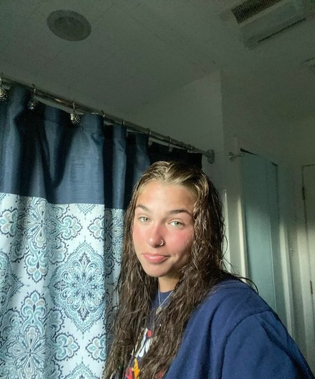 andrea posnerrr model naked images