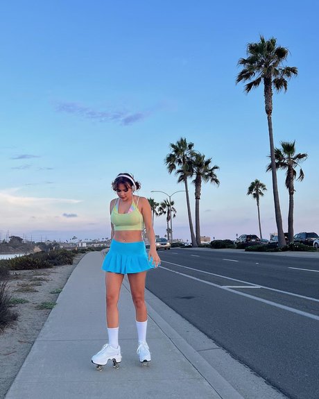 busty onlyfans hot sexy photo