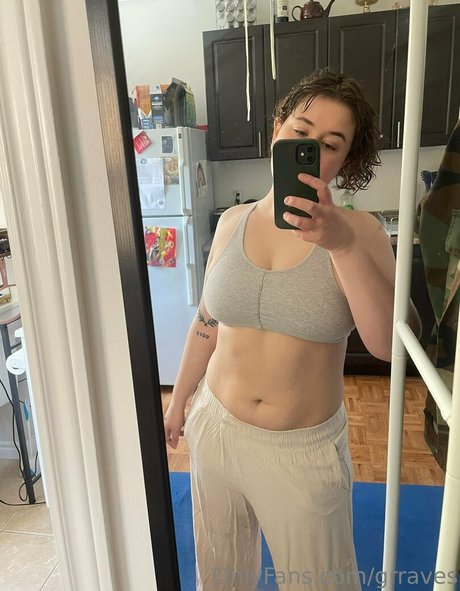 grraves adult star pic