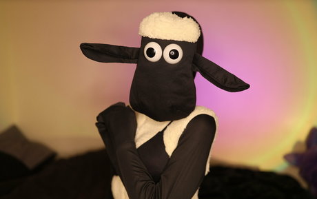 ravenalternative naked model images