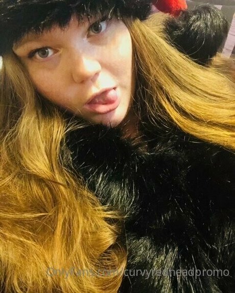 curvyredheadpromo model free img