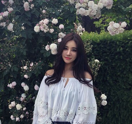 Bunniejin nudes pornstar pics