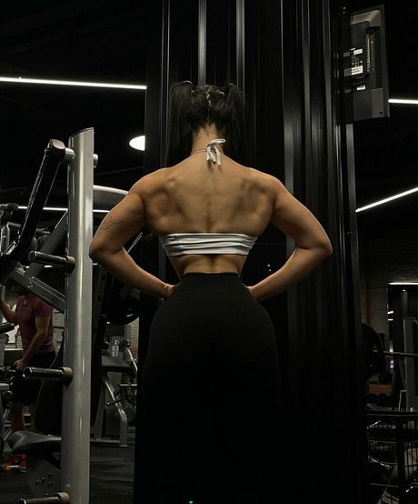 Hale Cabbar adult actress pictures