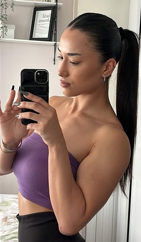 Hale Cabbar nice actress gallery