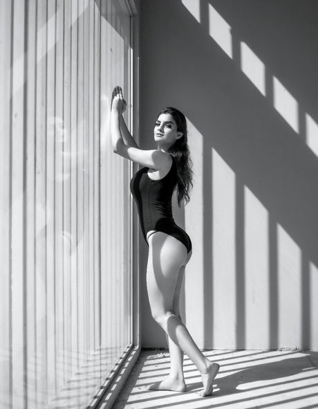 clothed onlyfans sexy nudes pic