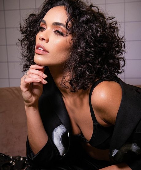 female fitness onlyfans free sex archive