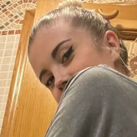 andreabeltran top profile image