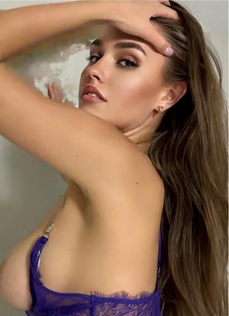 Laura Muller pornstar hd photos