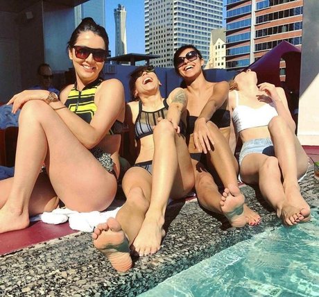 Julia Hardy model pornographic images