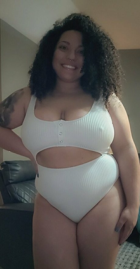 hot lips nude star pictures