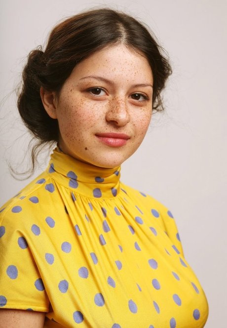 Alia Shawkat perfect star pictures