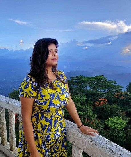 teen shemale onlyfans sexy pic