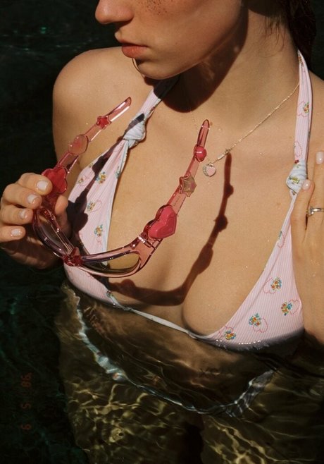 maligoshik free star pic